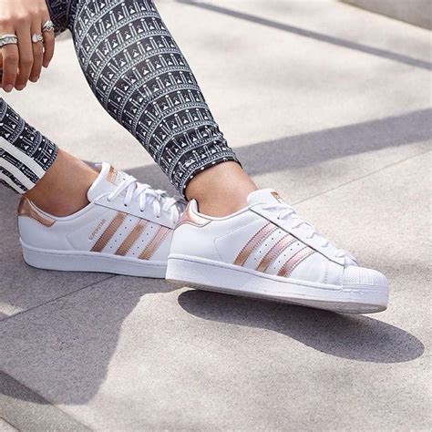 adidas sneaker damen rosegold mit spitze|Amazon.com: Adidas Shoes Women Rose Gold.